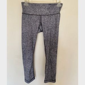 Lululemon cropped leggings